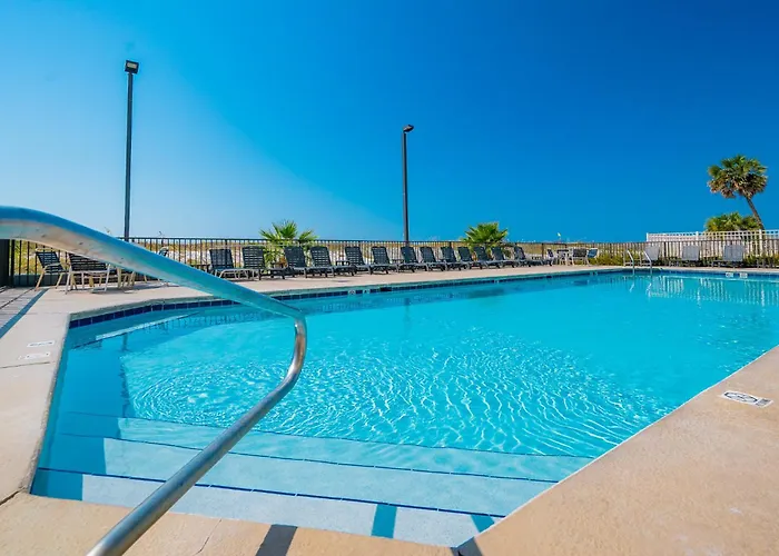 Island Winds West 777 Aparthotel